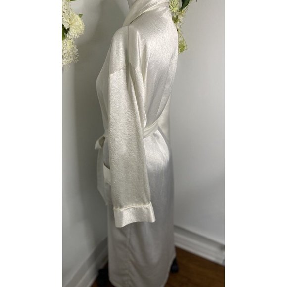 Victoria's Secret Vintage Ivory Satiny Fabric Long Robe Belted Size Petite Small - Picture 3 of 16
